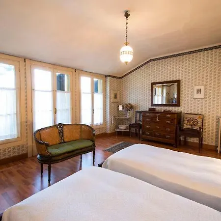 Sleeps 18 Pool Air Con Wifi *